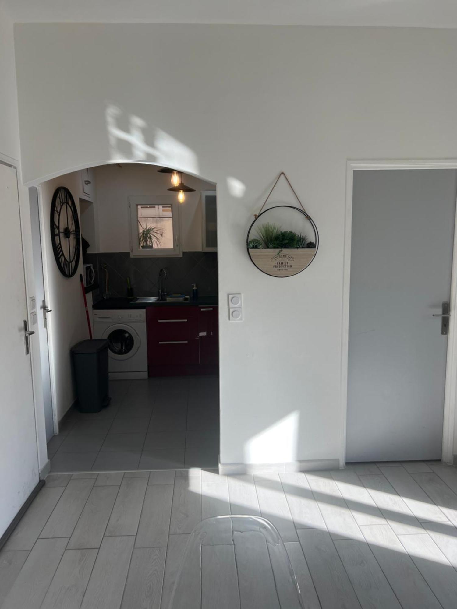 Appartement Grand T2 Climatise A 5 Min De La Gare St-charles - Vieux Port Marseille